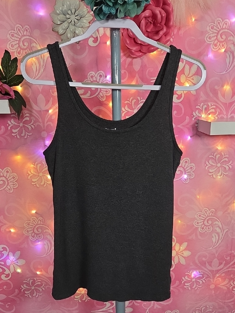 Old Navy Black Scoop Neck Tank Top
